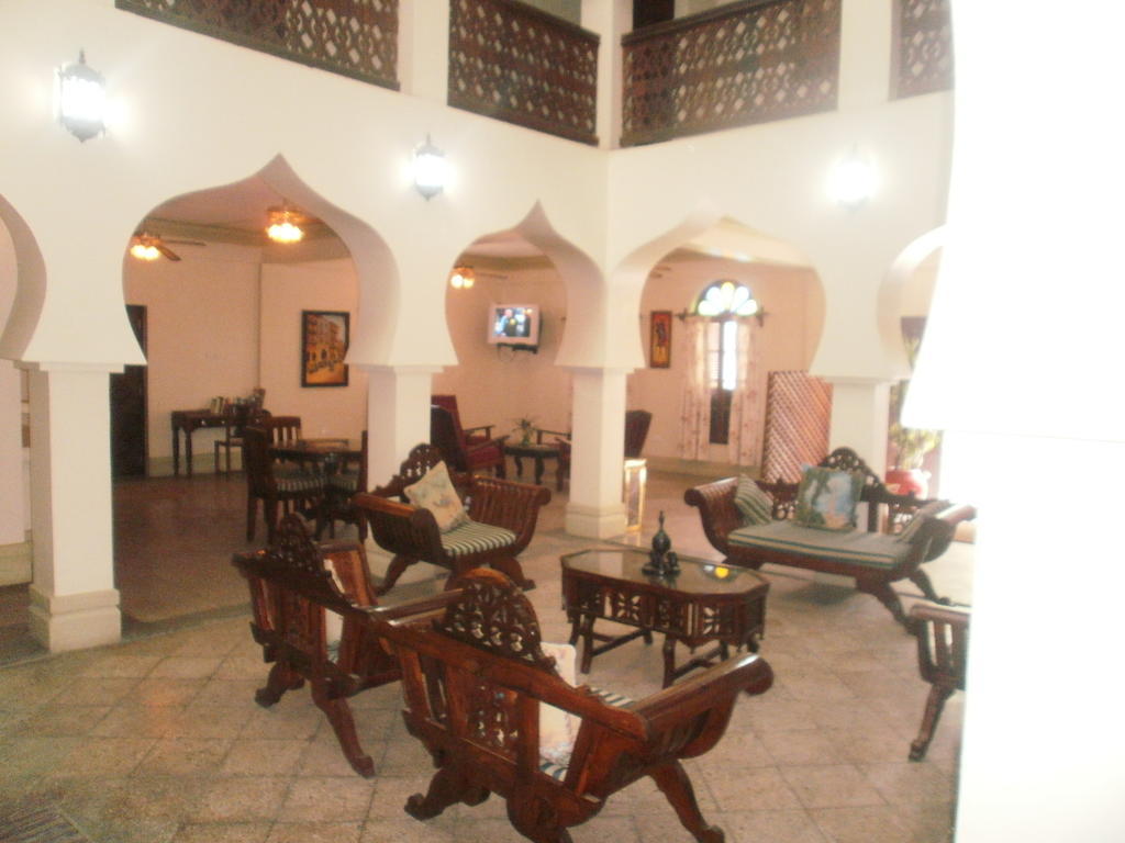 Asmini Palace Hotel Zanzibar Exteriör bild